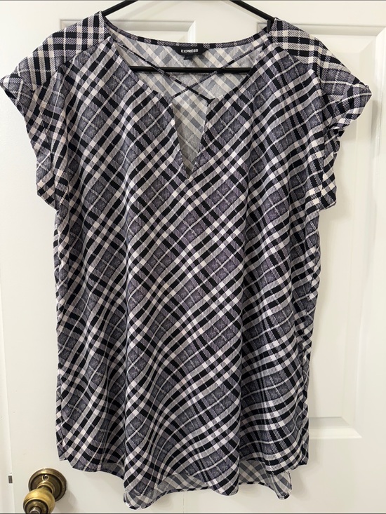 Express Tops - Express Black and White Plaid Split-Neck Cap-Sleeve Tunic
